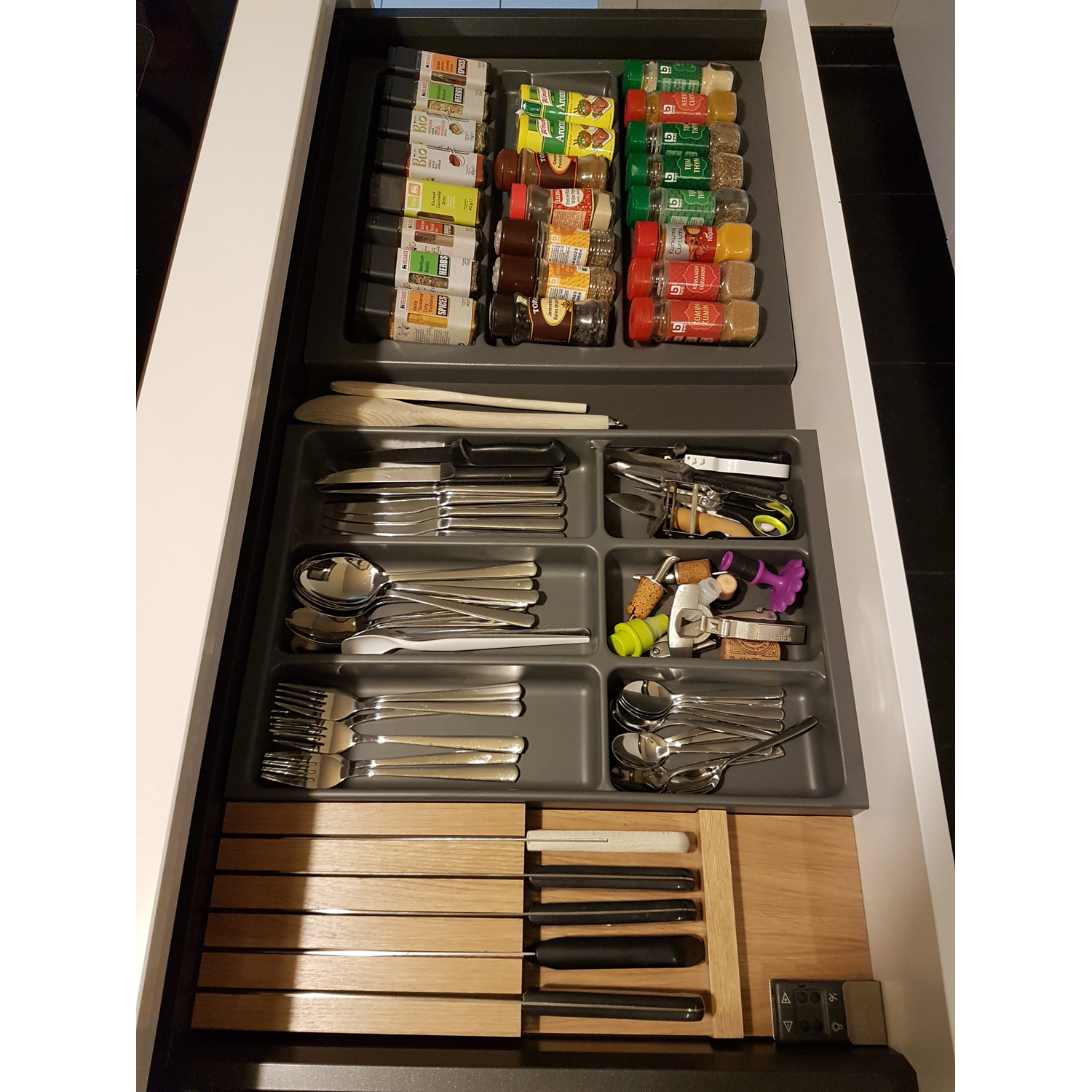 Mono besteklade K 60 cm leigrijs 515 x 473mm 515 x 473mm