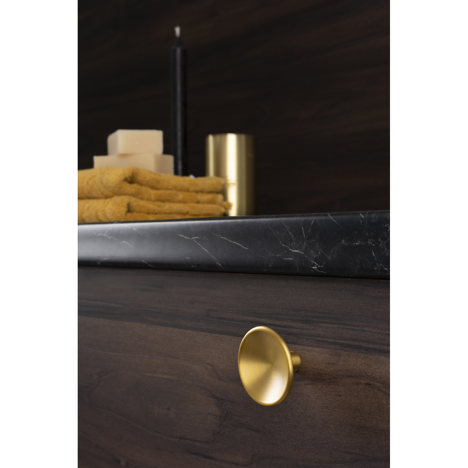 Knop DISC Ø50 zamak geborsteld messing cava