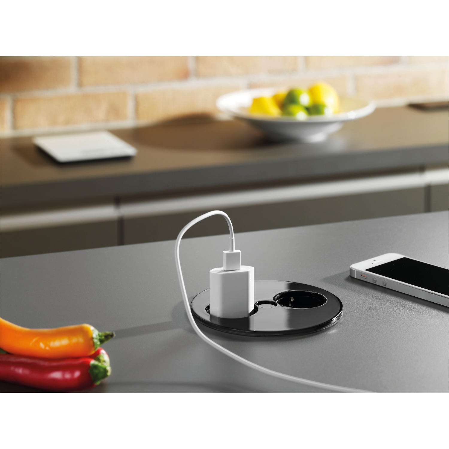 Twist mat zwart b-f 2 stopcontacten -- 931.152