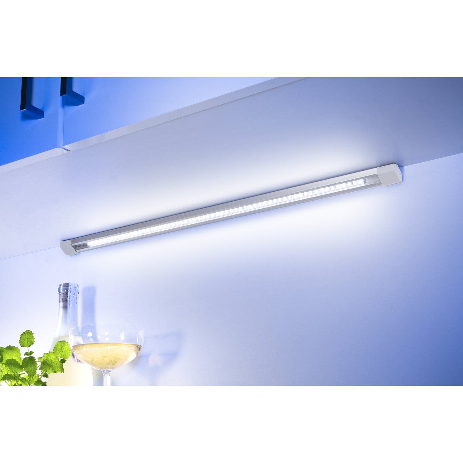 Dione Corner Led 900mm 12Vdc 8.2w 230V 4000K alu