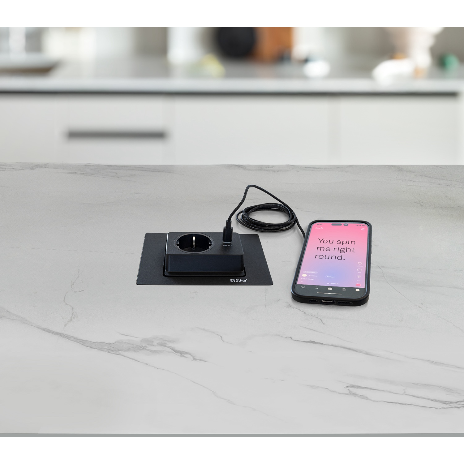 Spin zwart d-nl-l 1 stopcontact + 1 usb C