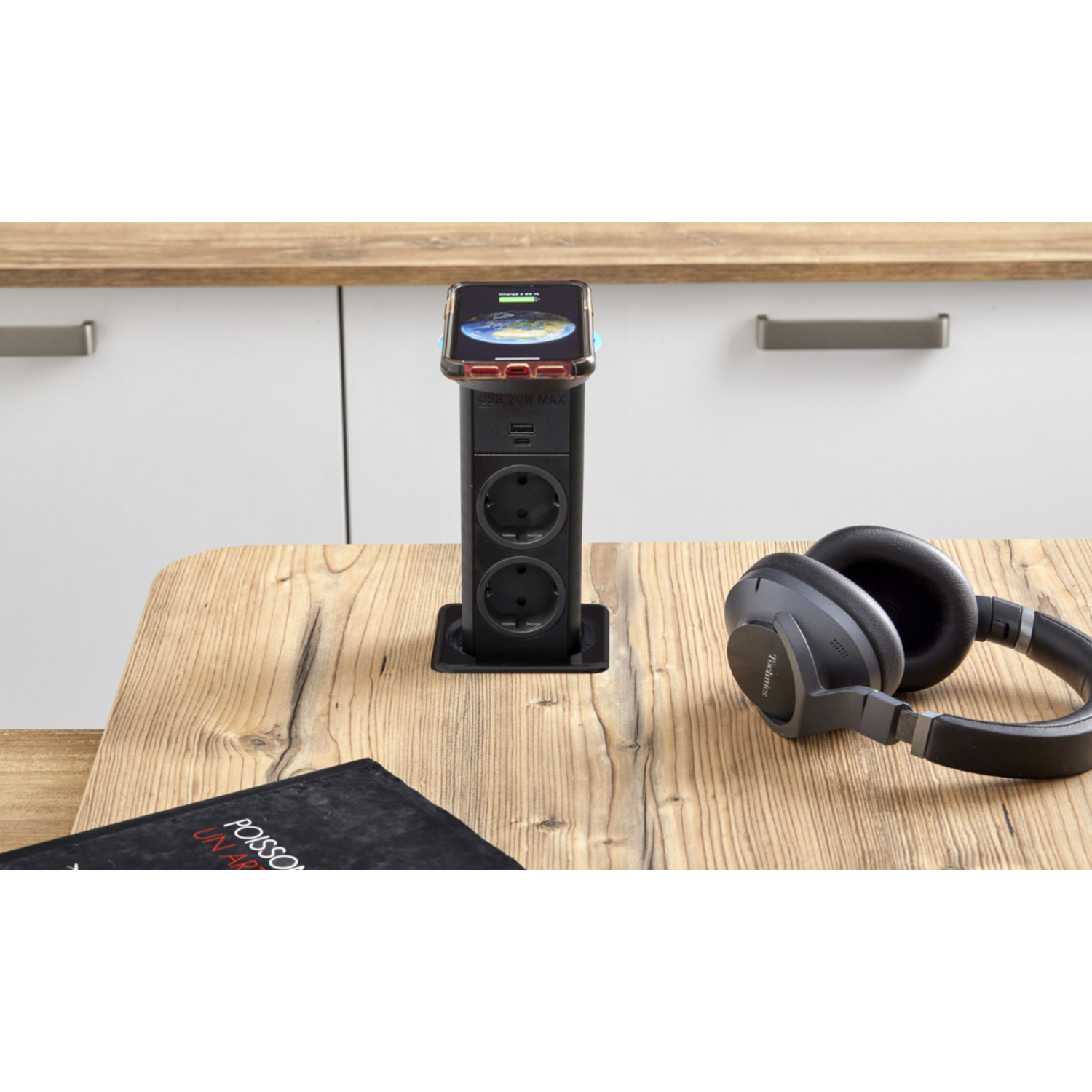 AUTOMATIK ZWART B-F 2 ST + USB A/C + QI