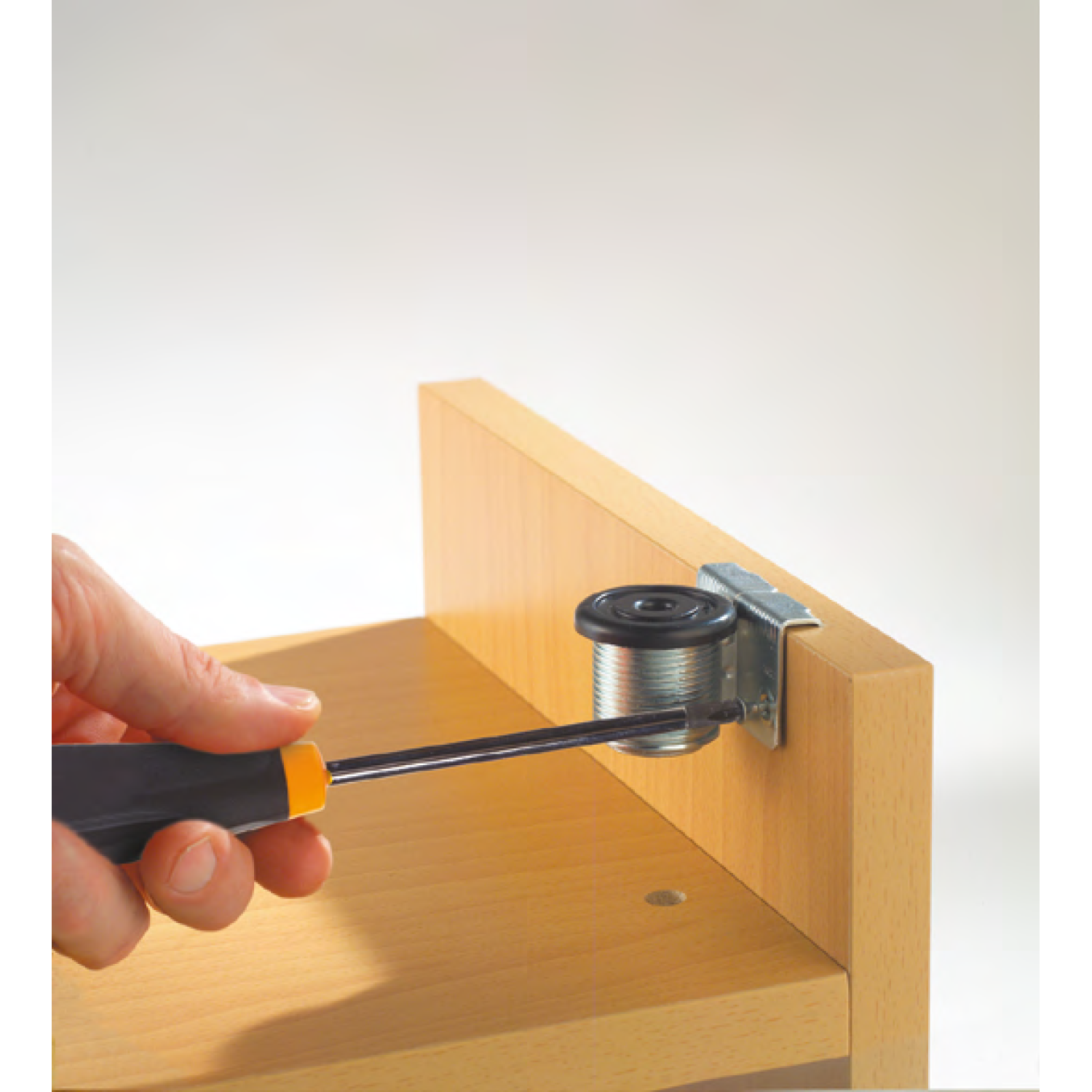 Sokkelversteller 150kg +20mm schroefbevestiging