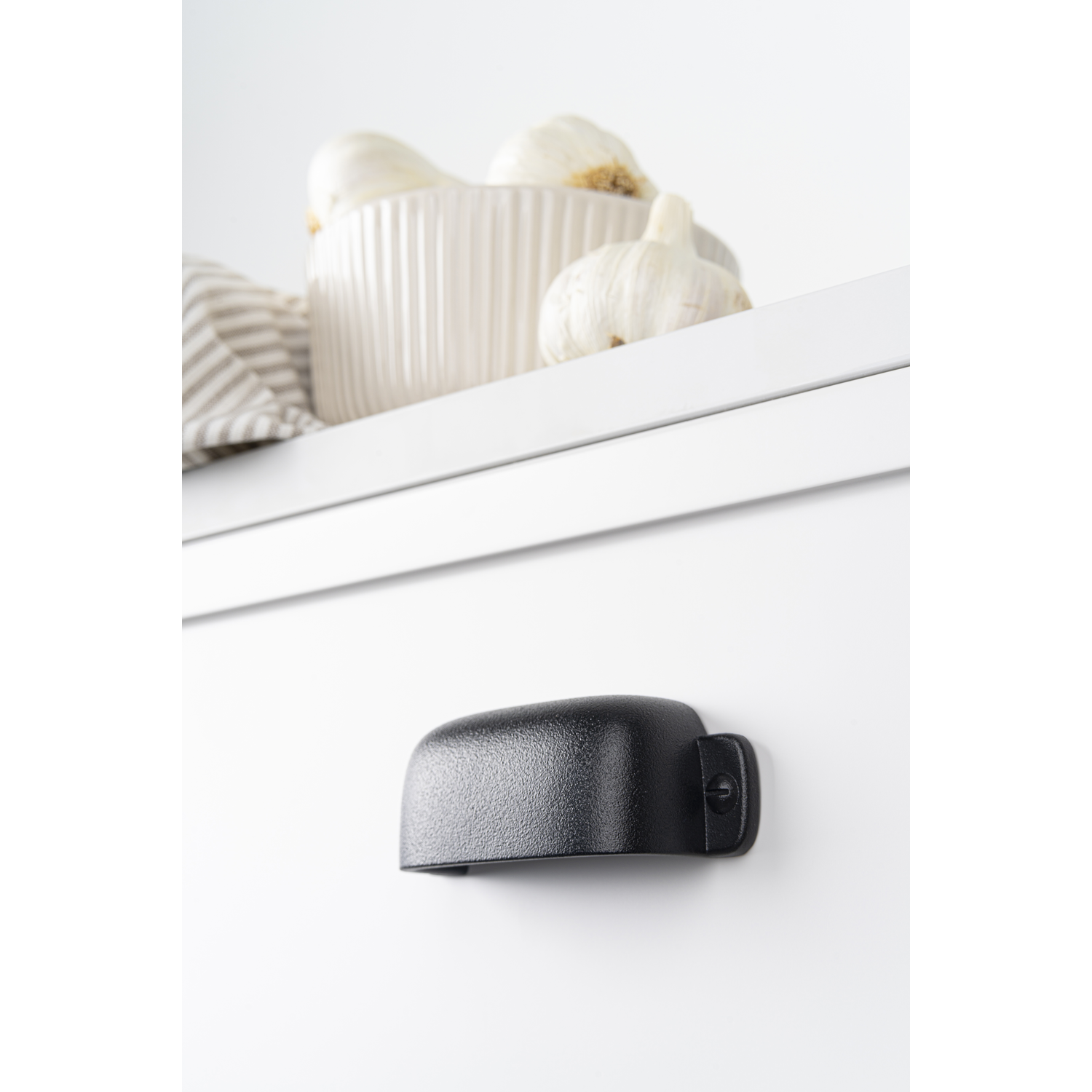Knop FIRM BA64 L93.9 zamak zwart textuur