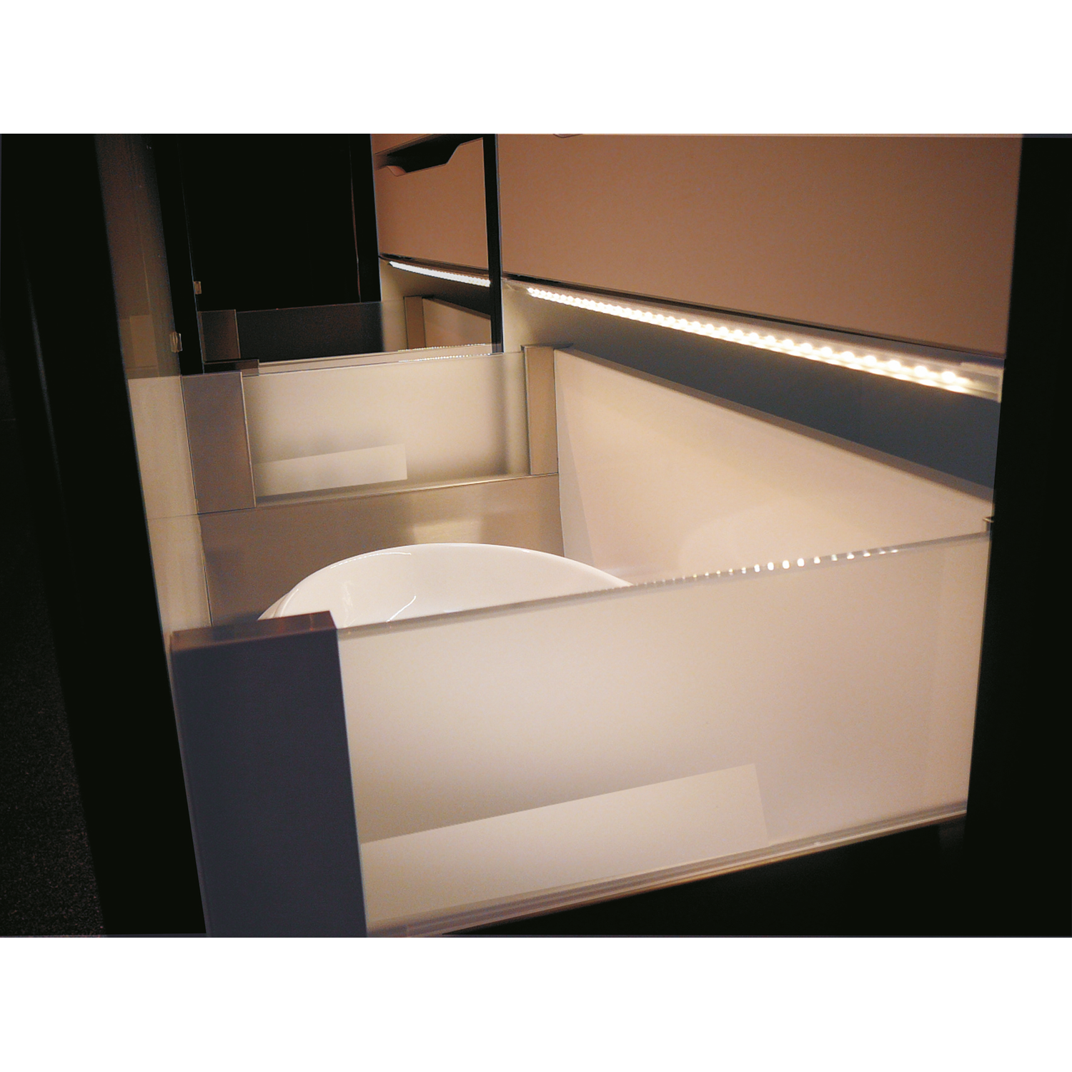 45° ledstrip k 30 / warm wit 3200K 262mm +magneetschakelaar