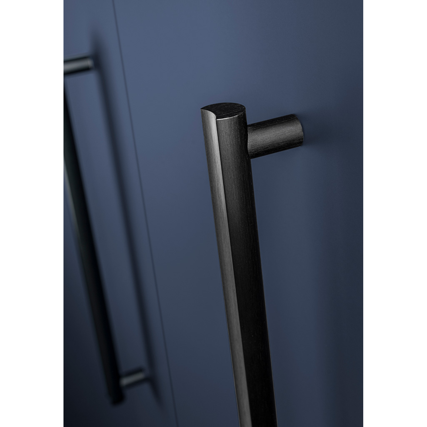 Greep MOON BIG BA384 L424 aluminium geborsteld messing cava