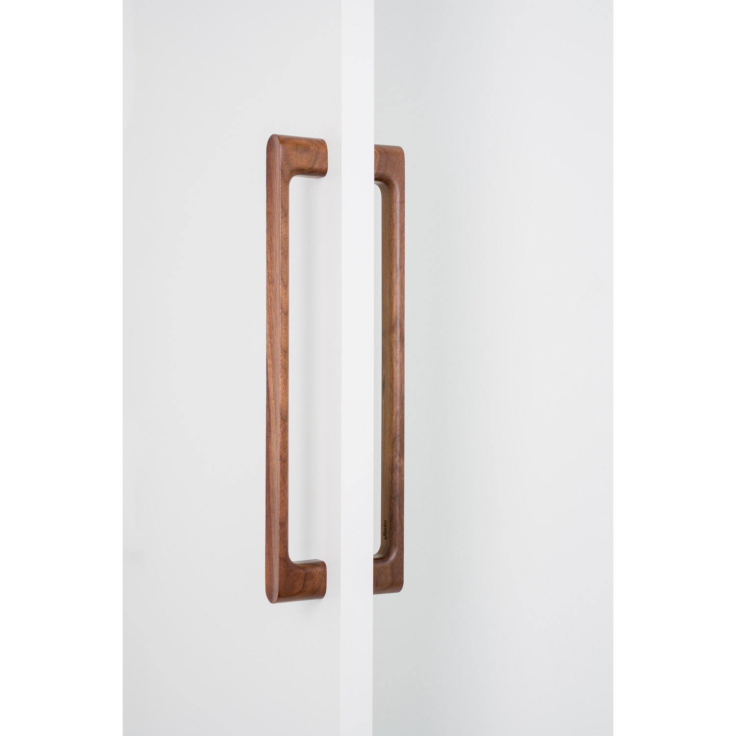 Deurgreep dubbel LUV WOOD BIG BA384 L418.5 hout walnoot