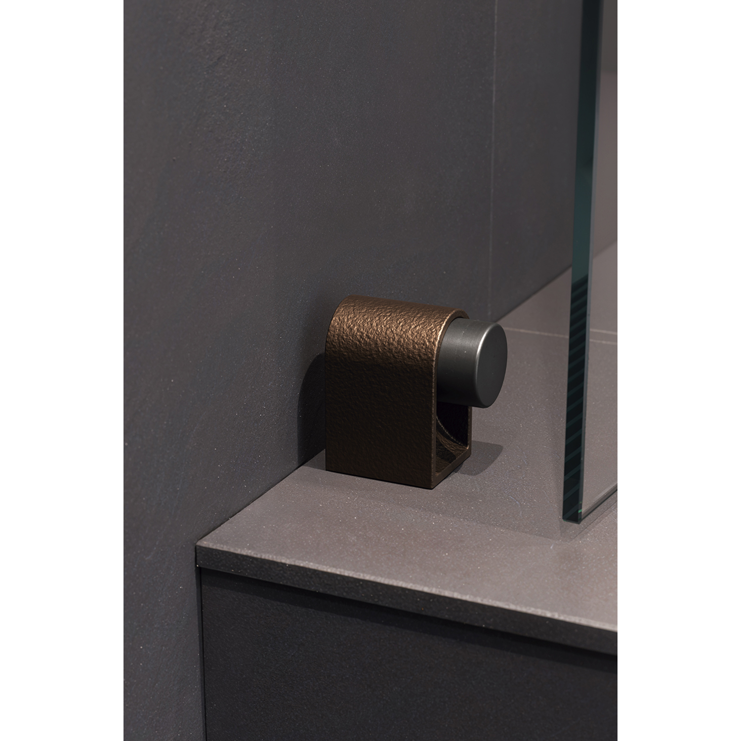 Deurstopper CASEY L47 aluminium / zamak zwart textuur