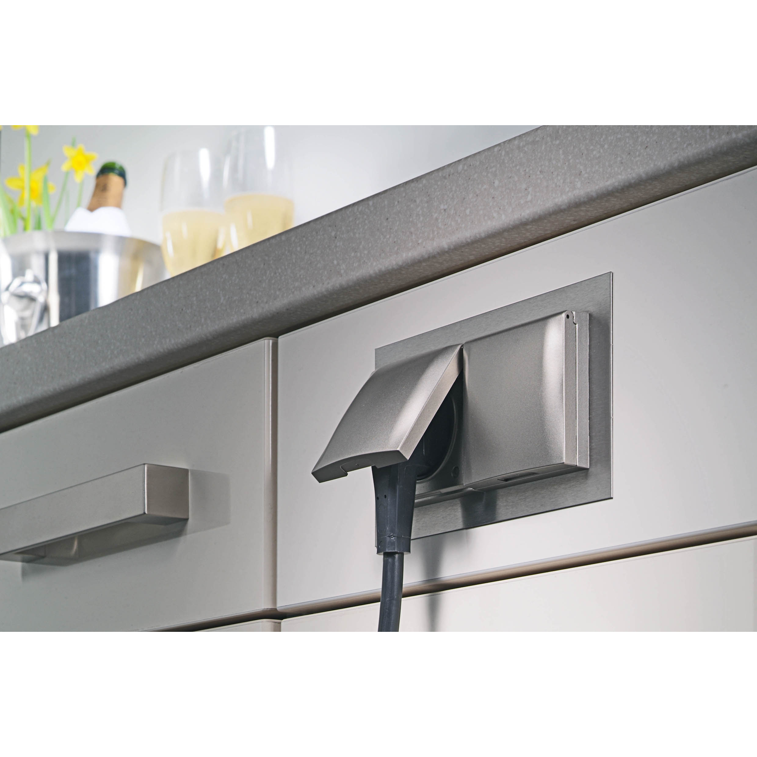 Inbouwstopcontact klappo rvs nl-d-l