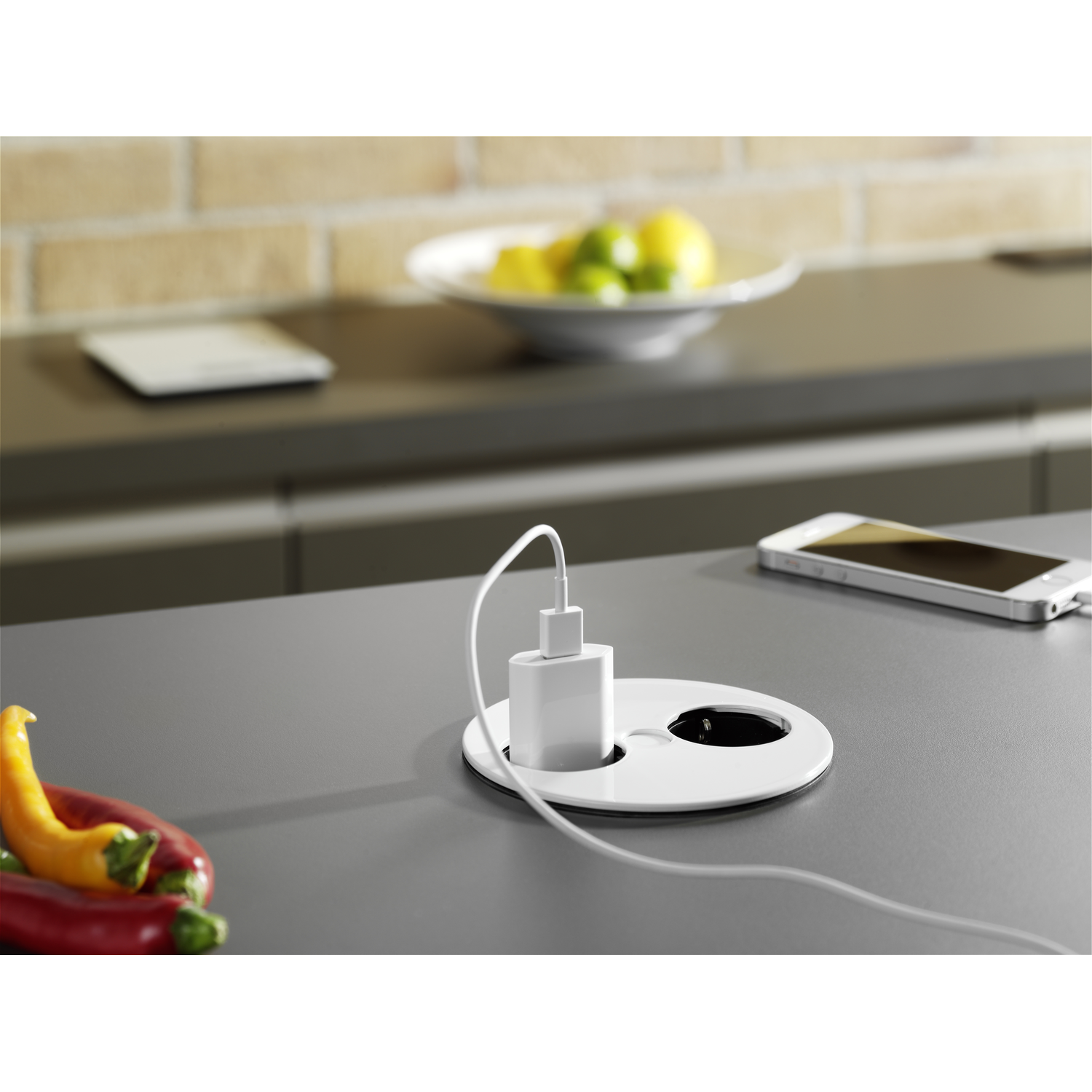 Twist mat wit nl-d 2 stopcontacten -- 931.250