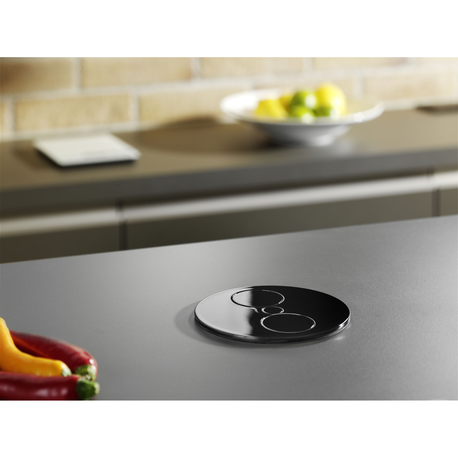 Twist zwart mat b-f 1 st + 2 usb -- 931.132