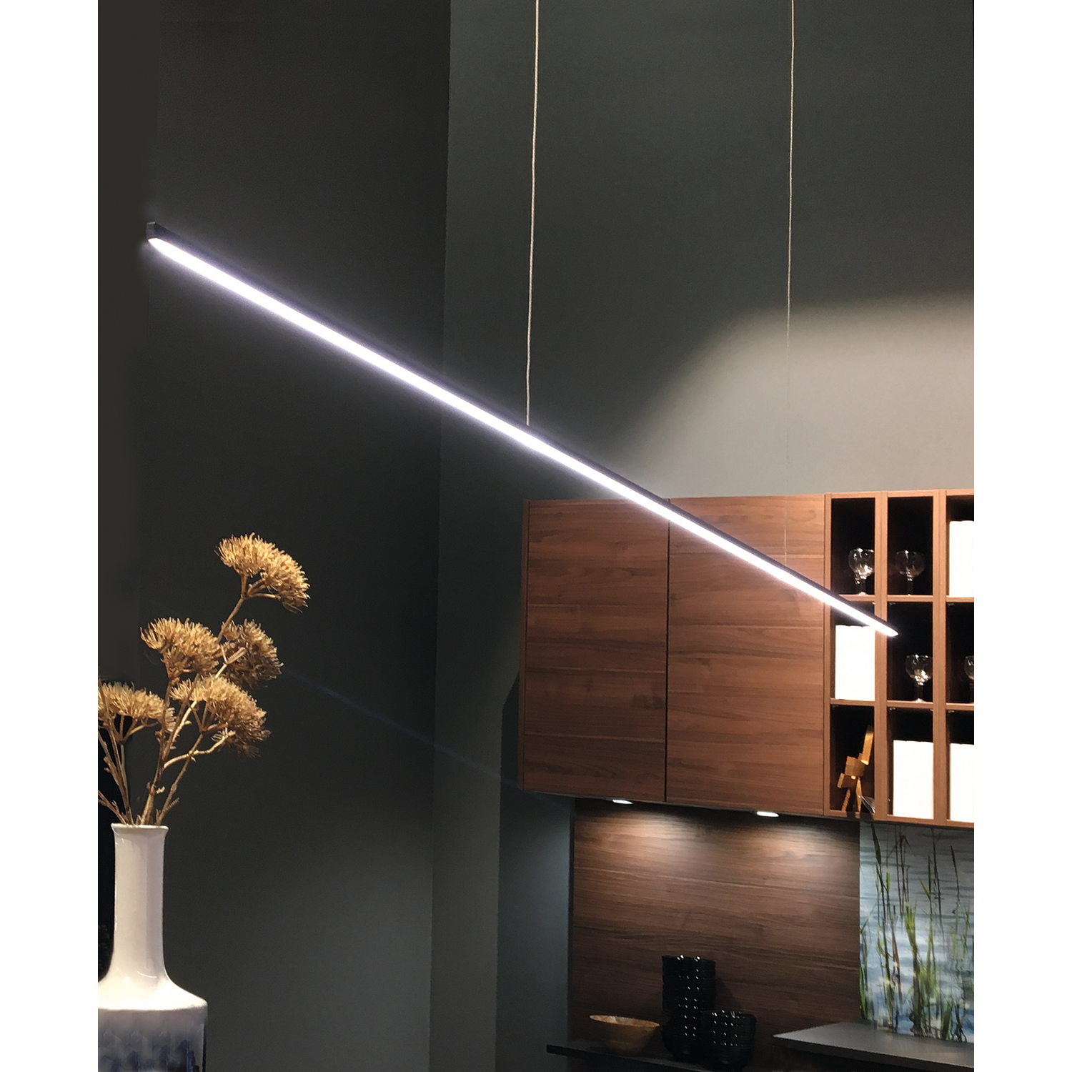 LD8104p led pendel 3000K 28.3 W 220-240v zwartl.15 l.1500mm
