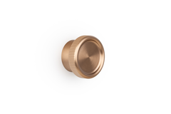 Knop BOTO Ø45 aluminium geborsteld messing cava
