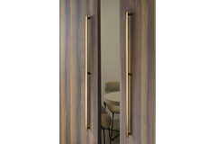 Deurgreep MOON BIG BA528-1056 L1096 aluminium geborsteld messing cava