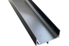Greeplijst C-vorm 5000mm zwart mat verticaal